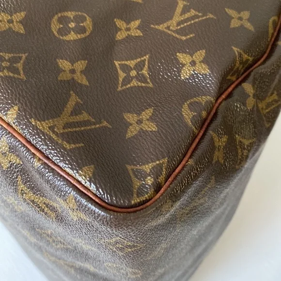 Louis Vuitton Monogram Speedy 30 - Picture 14 of 17